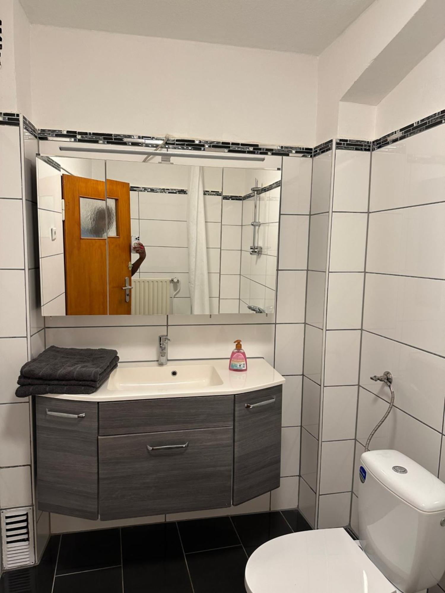 Holiday-Ferienwohnung Solingen-Mitte Экстерьер фото